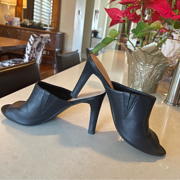 ❌SOLD❌Franco Sarto Black Peep Toe Mules, Sz 8 - Picture 4 of 9